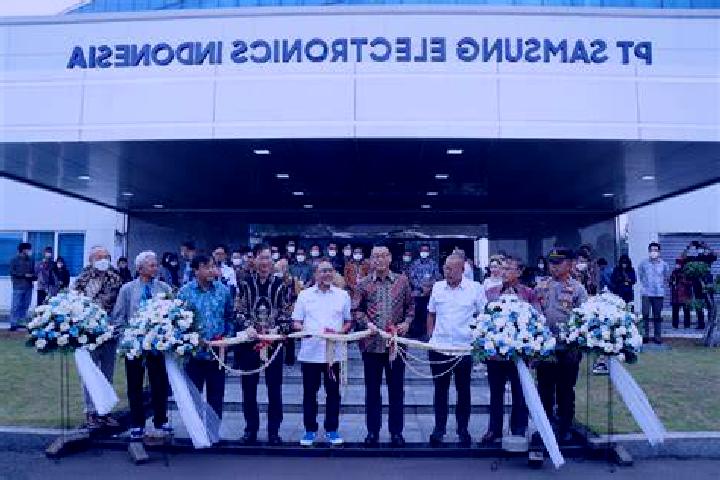 Casino Floor Studio online slot
