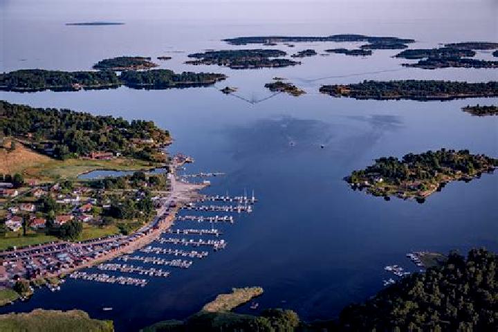 Fruit Island Christmas slot game