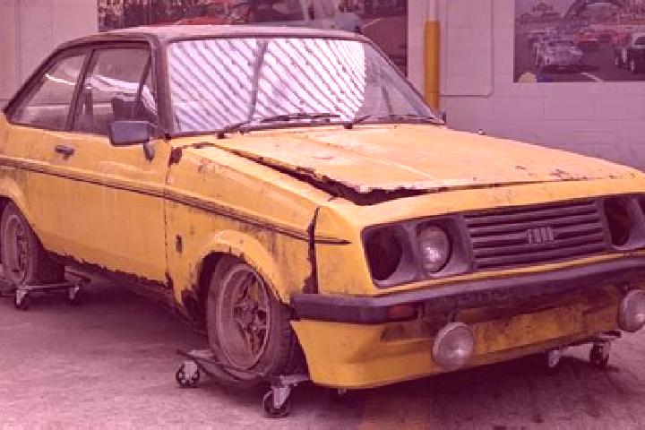 Village People Macho Moves online slot